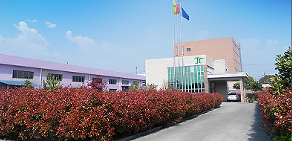 上海金慈實(shí)業(yè)有限公司，丙綸高強(qiáng)絲，丙綸色絲，丙綸中空絲，丙綸異形絲，丙綸夜光紗，高強(qiáng)丙綸絲，丙綸工業(yè)絲，丙綸熒光絲